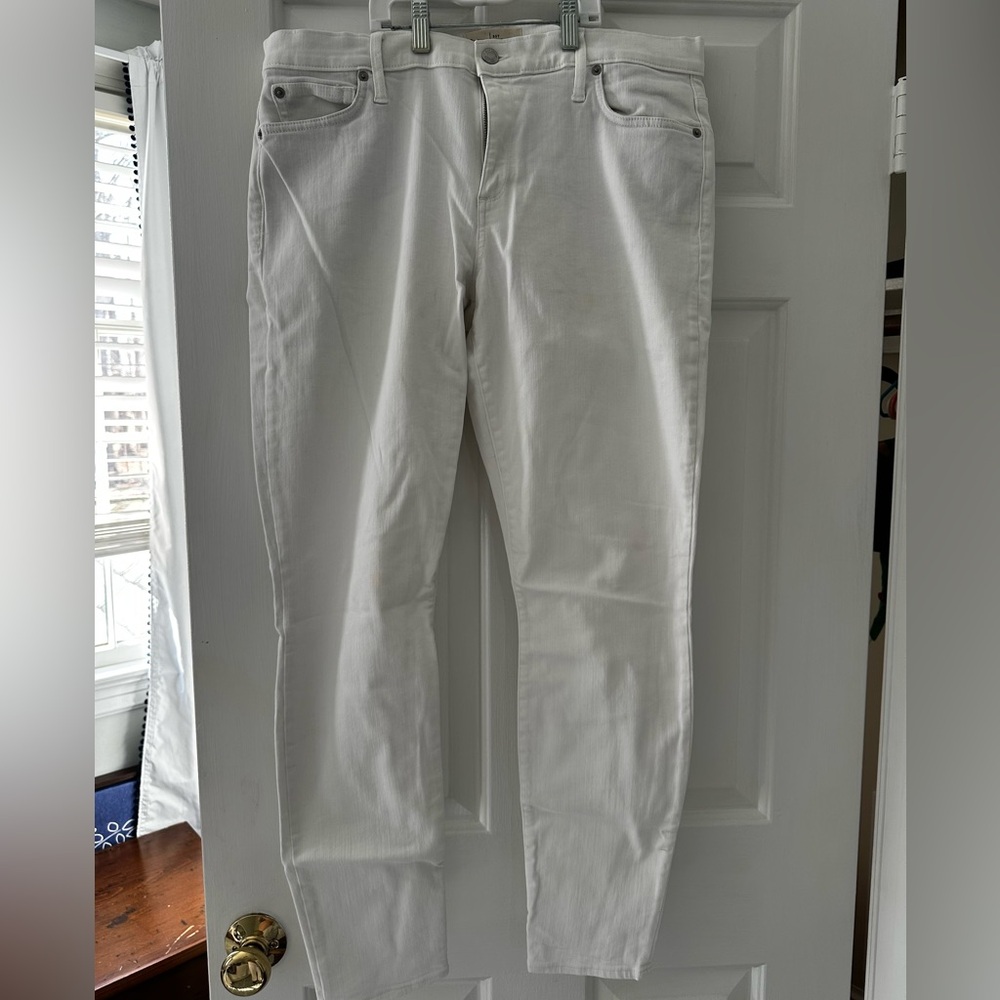 GAP True Skinny White Jeans size 33Tall